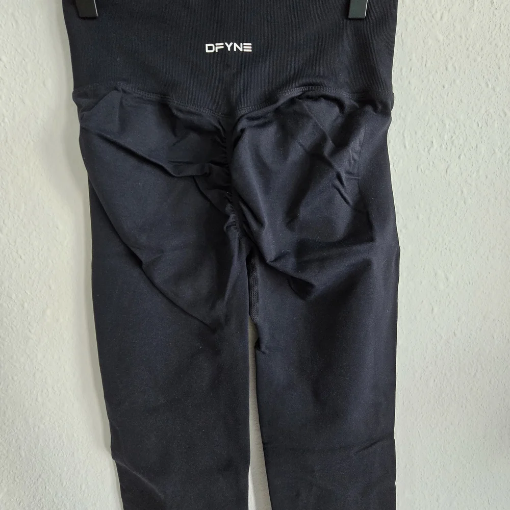 High-Waist Black Women's Leggings - Picture 5 of 8